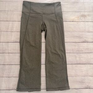 LULULEMON Slit Back Crop Size 4